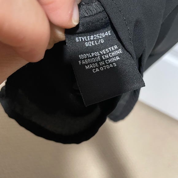 Mande sleeveless blouse (size large) - Picture 4 of 6